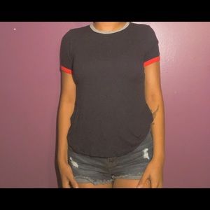 Classic ribbed tee
